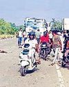 तेज रफ्तार ट्रैक्टर-ट्राली की साइड लगने से मोपेड सवार महिला की मौत, पति घायल4