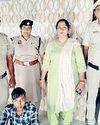 स्मैक बेचने के आरोप में एक गिरफ्तार2