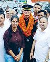 लेफ्टिनेंट बनकर गांव पहुंचे अन्नी नेहरा का ग्रामीणों ने किया जोरदार स्वागत2
