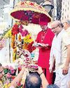 महामंडलेश्वर बाबा कपिल पुरी ने झंडी दिखाकर खाद्य सामग्री से भरे ट्रक अमरनाथ के लिए किए रवाना6
