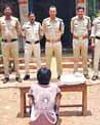महिला एवं युवक को चार किलो गांजा की तस्करी करते किया गया गिरफ्तार5