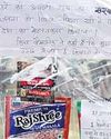 फसल लेकर कलेक्ट्रेट पहुंचें किसान, किया प्रदर्शन10