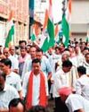 सेना शौर्य तिरंगा यात्रा में महिलाओं ने भी लिया बढ़ चढ़कर हिस्सा सेना शौर्य तिरंगा यात्रा में महिलाओं ने भी लिया बढ़ चढ़कर हिस्सा