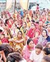 नो दिनों से चल रही श्री देवी पुराण कथा का यज्ञ हवन भंडारा के साथ समापन18