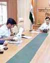 कलेक्टर ने की विभिन्न विभागों के निर्माण कार्यों की समीक्षा5
