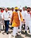 नौतपा की तपती दोपहर में पदयात्रा कर ग्रामीणों के बीच पहुंचे सांसद3