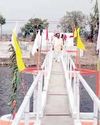 मां की प्रेरणा से धर्मराज सिंह ने भगवान भोले नाथ का मंदिर तालाब के मध्य में पुल निर्माण करवाकर बनवाया5
