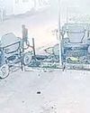 नागौद में एएनएम के घर के बाहर खड़ी कार में असामाजिक तत्वों ने लगाई आग2