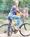 विश्व साइकिल दिवसः आज भी बुजुर्ग-युवा साइकिल चलाने का शौक रखते हैं7