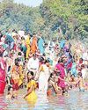 गंगा दशहरा पर लगी श्रद्धा की डुबकी4