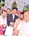 इटावा घटना को लेकर अखिल भारतवर्षीय यादव महासभा ने ज्ञापन सौंपा5