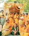 क्षेत्र में धर्म प्रचार और नशा मुक्ति की जगाई जा रही अलख ज्योति कलश रथ यात्रा पहुंचा हिरमी, हुआ भव्य स्वागत15