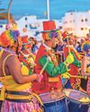Fly, party and flop for Canary carnival time48