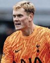 Spurs' new keeper already kith and kin