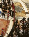 20,000 queue to see Pope's coffin 20,000 queue to see Pope's coffin