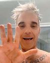 Robbie: I've gone all Jason Orange Robbie: I've gone all Jason Orange