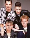 WE LOVE THE 80s WE LOVE THE 80s