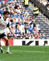 SPURS GIVE IT TO HINSH AND HE TAKES A MILE SPURS GIVE IT TO HINSH AND HE TAKES A MILE73
