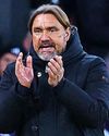 FARKE FEARS WOLVES' BITE IN77