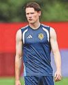 McTominay back in training after stomach problem McTominay back in training after stomach problem23