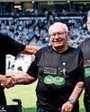 Des is centre stage in cup final walk-out Des is centre stage in cup final walk-out2
