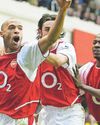 ARSENAL LEGEND FIRES WARNING OVER TITLE RUN-IN39