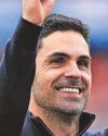 Gunners boss praises ref for 'brave decision'44