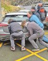 Hikers help 'bounce' Merc out of the way after it blocked rescue mission5