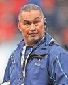 Rugby Lam: We should be playing on grass pitches at this level33
