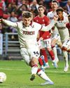 Blades slice City apart after Dickie's red card