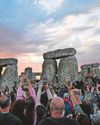 Thousands see solstice sunrise at Stonehenge10