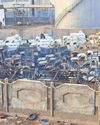 Port city in Yemen is bombed by Saudi Arabia21