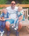 Young footballers gift Easter eggs to hospital units Young footballers gift Easter eggs to hospital units