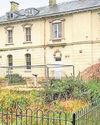 Auction of house to go ahead7