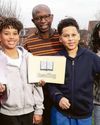 Make a family pledge to balance screen time these Easter holidays Make a family pledge to balance screen time these Easter holidays11