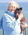 Supermarket kicks out 80-year-old shopper because of support dog ban3