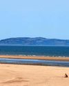 Girl saved from drowning by hero strangers after being dragged out to sea3
