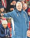 Moyes 'comfortable' over contract talks with 'fantastic' James28