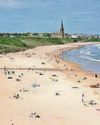 Seaside rocks to new tune in fun-filled '50s Seaside rocks to new tune in fun-filled '50s