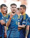 Sunderland in driving seat in chase for Vanat28
