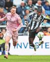 Bantams are swept aside as Magpies get off to solid start in defence of cup31