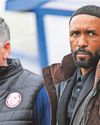 Elliot wary of his latest enemy in dugout Defoe29