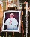 World pays tribute to Pope World pays tribute to Pope