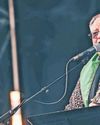 Iwan sings on Maes for final time after 60 years1