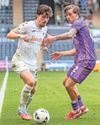 SWANS TURN ON THE STYLE FOR NEW BOY27