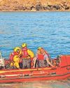 Rescue for kayakers caught in currents Rescue for kayakers caught in currents3