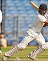 Record-breakers see off strugglers Record-breakers see off strugglers29