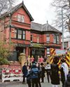 Fire teams begin probe into blaze at synagogue Fire teams begin probe into blaze at synagogue