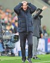 We should have had a penalty insists Moyes28