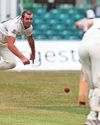 Foxes bowlers struggle in heat as Robson puts visitors on top31